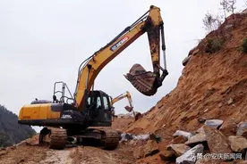 G318岳西至白帽“瓶颈路段”改建工程复工图片