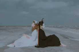 三观不合的两个人：有异心，难相处，身心很疲惫图片