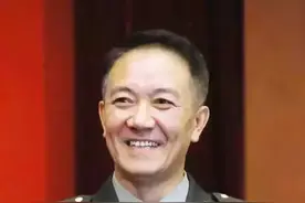 《亮剑》中误以为本色出演的山本竟是地道中国人，从老师转型演员图片