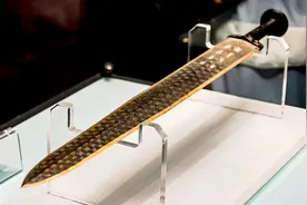 越王勾践剑用的什么材料？为何历经2500年依旧锋利？揭开其中奥秘图片