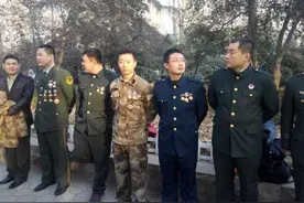 当兵21年转业了，选择6000元铁饭碗好，还是拿10000元退役金好？图片