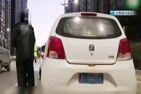 开这种车不用上牌无需驾照？交警：你在想啥呢？还想横行霸道？图片