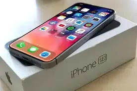 网友期待的iPhone12，5英寸“真”全面屏，5G双卡旗舰图片