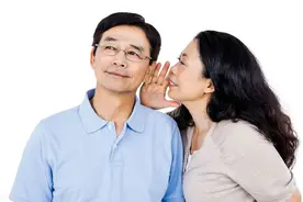 为何中年人的婚外情越来越频繁：中年人出轨，还能回头吗？图片