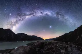 世界最佳观星地，黑暗书写真浪漫图片