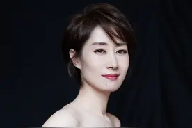刘敏涛 性感迷人活动写真，风采动人，大姐的气场太强大了图片