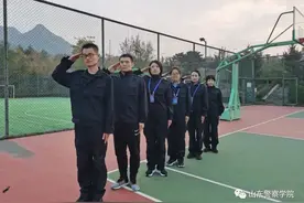 金秋十月我们一起警衔晋督了图片