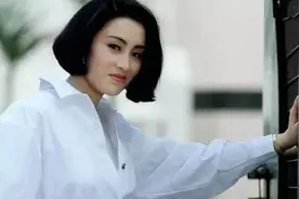 周星驰的众多女朋友 你知道几个  他最喜欢哪个呢图片