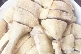 广西正宗白切鸭！做法正宗教程非常简单！广西人都喜欢视频封面