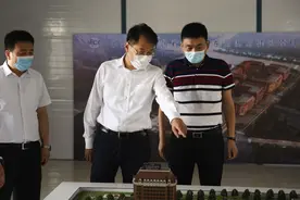 谢元到东丽湖街道调研图片