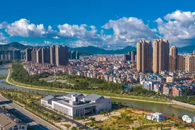 来了，福清五年经济成绩单图片