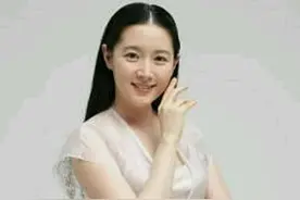 或许你从未爱过我，但是在我的心里别人无可替代图片