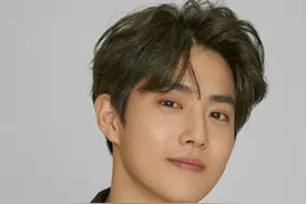 EXO SUHO首张迷你专辑获全球50个国家及地区iTunes榜单1位图片