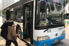 出租车将实现一键叫车，乘坐地铁全网扫码支付，大武汉城市出行步入“智能时代”图片
