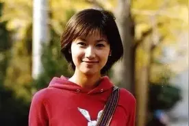 才女徐静蕾的彪悍情史：19岁逼宫原配，爱遍才子后情归黄立行图片