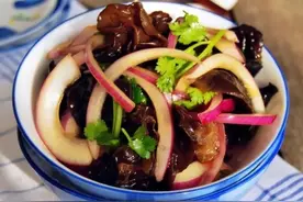 木耳泡发后，隔夜还能吃吗？图片