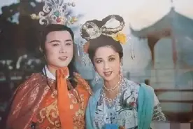 唐僧有没有对女儿国国王动过情，从这几个细节可以看出图片