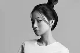 “虚拟偶像”来袭图片