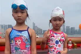 厉害！爸爸带两个女儿横渡钱塘江，一个6岁，一个8岁图片