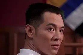 李连杰评价李小龙截拳道：阿里的步伐，空手道的腿，叶问的咏春拳图片
