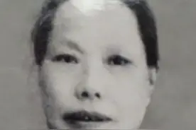 童年 | 石坡：三寸小脚的奶奶，居然上了大字报图片
