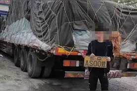 无证+套牌重罚7千元 睢宁交警查处一违法上路重型半挂车图片