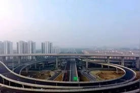 泰州这两条快速路大型互通通车图片
