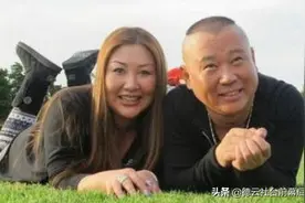 师娘过生日，众弟子送上祝福，自幼古曲美名扬，相夫教子诉衷肠图片