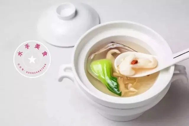 花胶松茸鸡汤上火吗 2026年花胶松茸鸡汤上火吗能吃吗