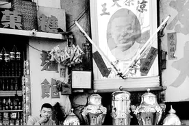 老照片，1949年琳琅满目的广州商业街，尽显南国之都的繁华图片