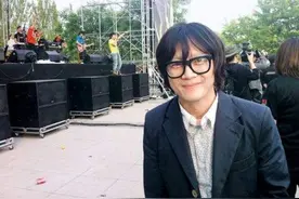 比汪峰、郑钧、许巍早，窦唯、张楚同期摇滚人，如何成就10亿身价图片