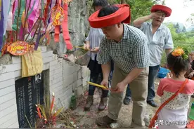“人过5代另起坟，房过3代必走人”，说的啥意思？有何现实意义？图片