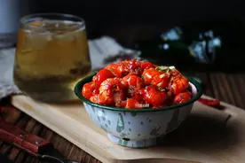 蒜蓉虾尾这样做才好吃，肉质鲜嫩，蒜香浓郁，一口一个超解馋图片