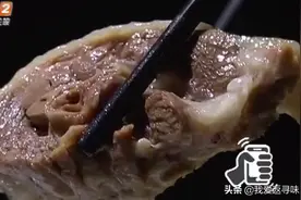 广东白切鹅这么好吃，制作步骤却很简单，肉嫩多汁一看就流口水了视频封面