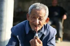 农村俗语“葫芦压窗财源广，屋内圆床辈辈穷”是啥意思？有道理吗图片