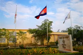 柬埔寨为什么这么乱？东南亚成白人寻欢天堂，美国是罪魁祸首图片