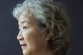 70岁老少女们真迷人，岁月沉淀历练后更展现好气质，比年轻人耀眼图片