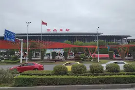 宜昌荆州南下的火车，在湖北省内走向呈倒V字型的背后原因解读图片