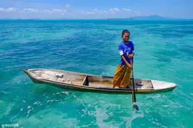 神秘的“海洋民族”，世代住在海上，漂泊流浪却生活悠然自得图片