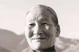她将子孙两代送上战场，儿子战死送孙子，病逝203个单位来吊唁图片