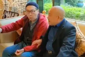 大宅门20年后重聚！陈宝国两鬓斑白，杜旭东发福，有人去世成遗憾图片