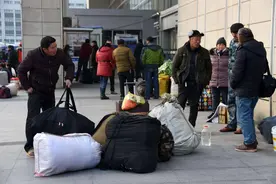 北京人瞧不起外地来的？北京阿姨：歧视外地人都是外来的新北京人图片