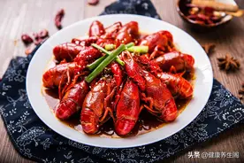 马上停止吃这4种食物，都是寄生虫的“窝”，连开水也杀不死图片