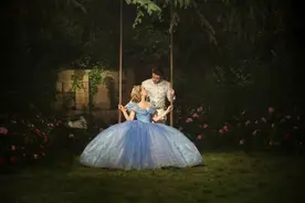 从迪士尼影片，看“灰姑娘”形象及情节的发生了哪些改变？图片