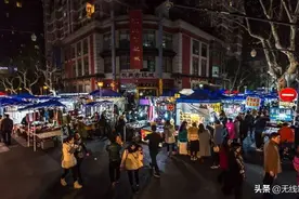 重振“地摊经济”，线上店铺+地摊让实体商铺难上加难图片