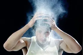 为什么天天洗头还会有大量头皮屑？也许这才是真正原因图片