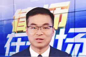 睡前学点法丨开车时打喷嚏，车辆失控撞到行人，该咋赔？图片