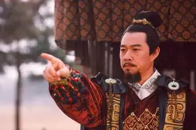 秦始皇要吃公鸡蛋，命令3日内找到，大臣着急，7岁孙子：很简单图片