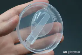 八宝粥盖子我再也不扔了，放在厨房特别实用，邻居见了都要抢着学图片