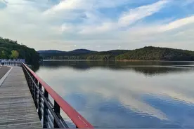 净月潭环湖徒步图片